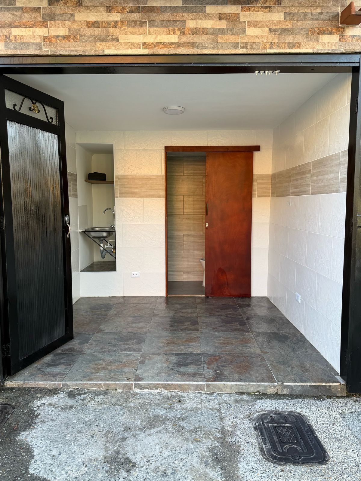 Local en arriendo Antioquia Medellín Alejandro Echavarria 12 m2 Habitaciones 0 Baños 1 Garajes 0 Precio $650000