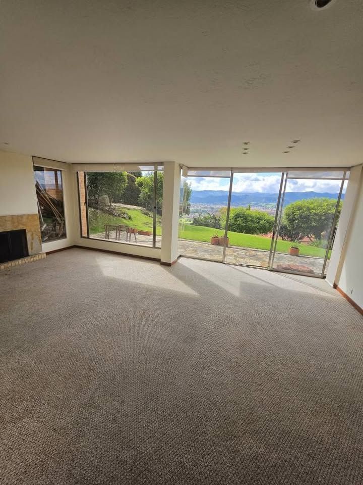 Casa Campestre en venta Cundinamarca Chía Urbanizacion Nuevo Milenio 190 m2 Habitaciones 4 Baños 5 Garajes 4 Precio $1400000000