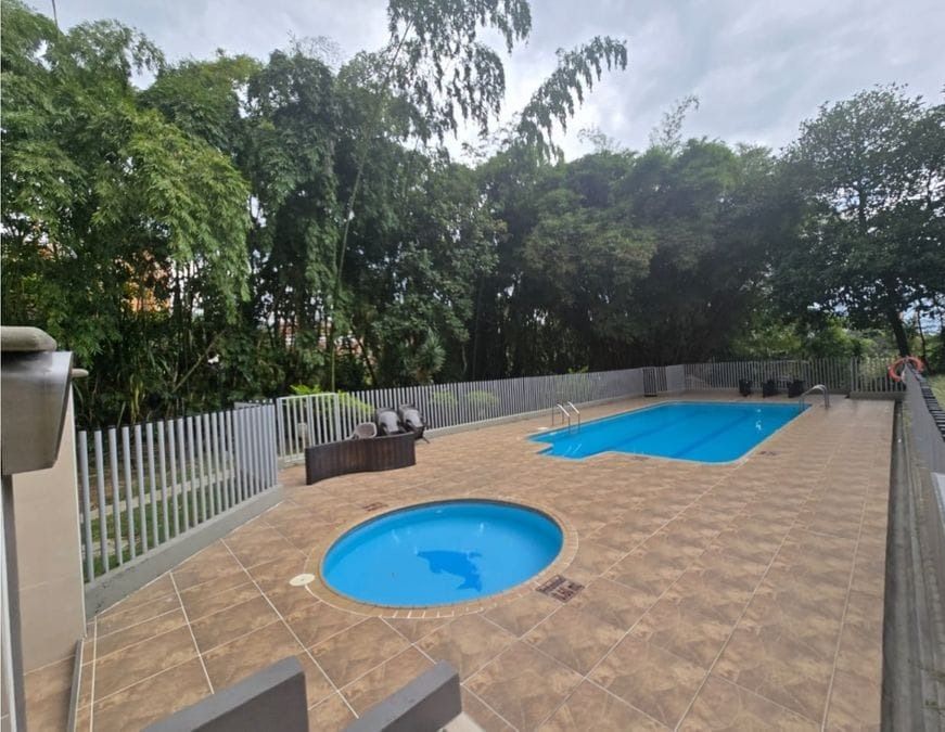 Apartamento en arriendo Antioquia Envigado El Esmeraldal 98 m2 Habitaciones 3 Baños 2 Garajes 2 Precio $3600000