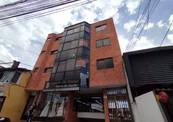 Edificio en arriendo Antioquia Medellín La Castellana 480 m2 Habitaciones 0 Baños 12 Garajes 6 Precio $20000000