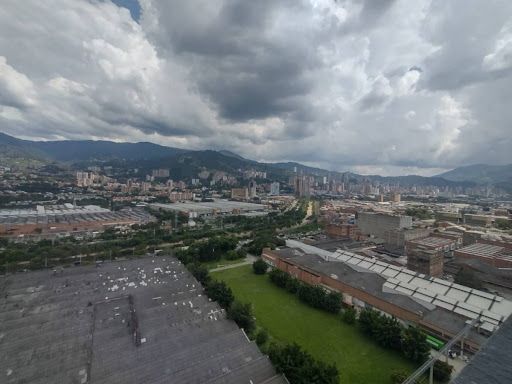Apartamento en arriendo Antioquia Itagüí Zona Industrial No 1 80 m2 Habitaciones 3 Baños 2 Garajes 1 Precio $3000000