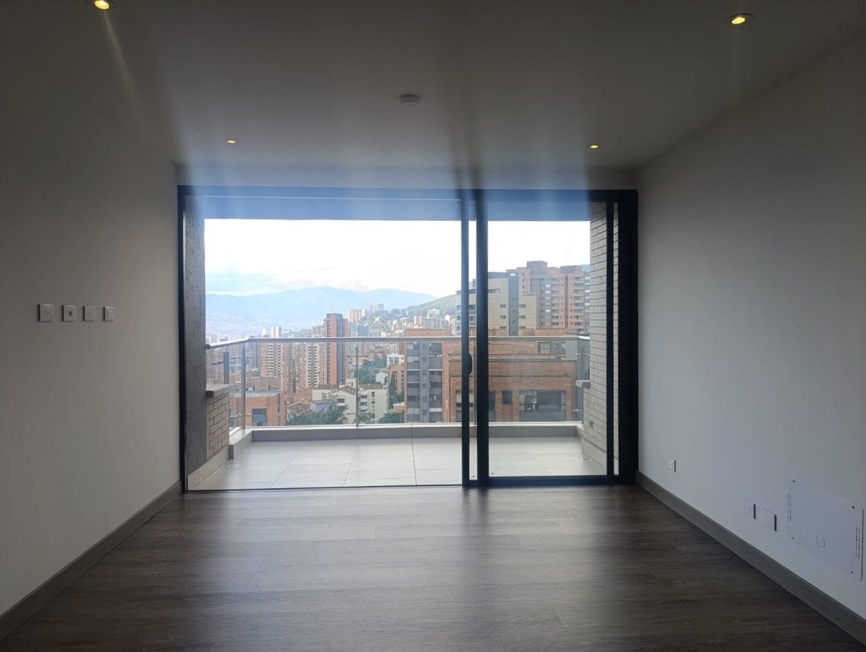Apartamento en arriendo Antioquia Medellín Mirador Del Doce 90 m2 Habitaciones 2 Baños 3 Garajes 2 Precio $6700000
