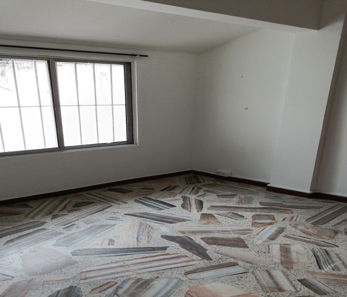 Apartaestudio en arriendo Valle Del Cauca Cali Santa Anita - La Selva 30 m2 Habitaciones 1 Baños 1 Garajes 0 Precio $725000