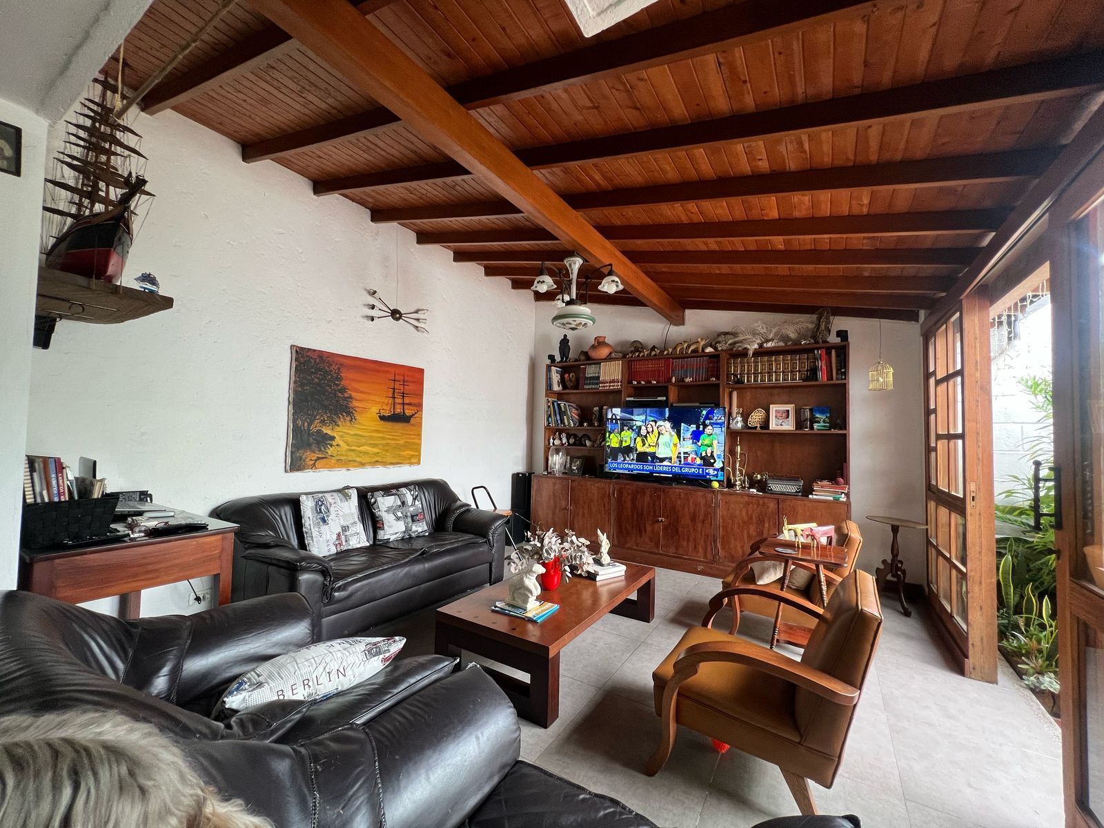 Casa en venta Antioquia Envigado Loma Del Atravesado 220 m2 Habitaciones 4 Baños 3 Garajes 2 Precio $1110000000