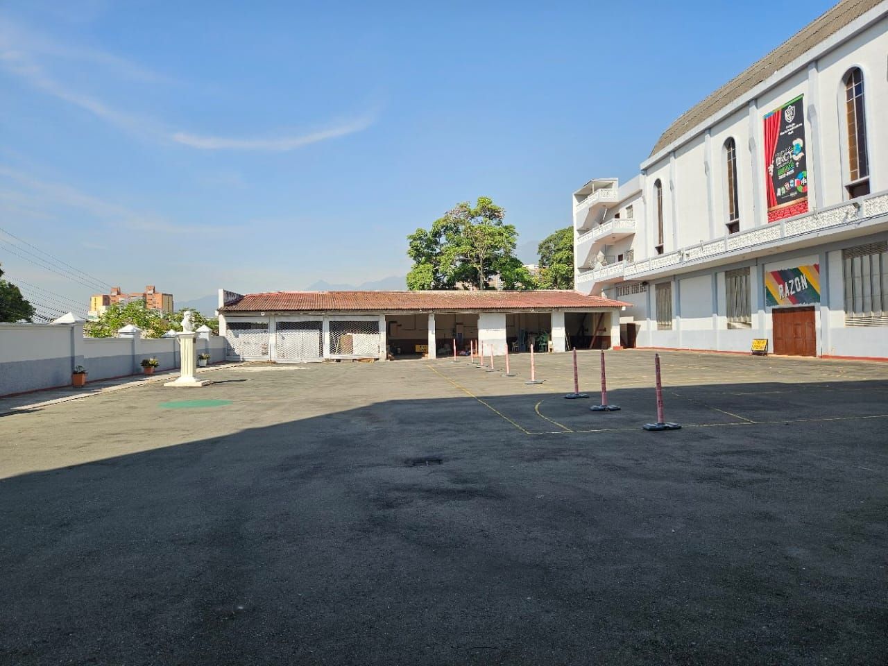 Casa en arriendo Valle Del Cauca Cali San Fernando Viejo 1102 m2 Habitaciones 6 Baños 6 Garajes 6 Precio $300000000