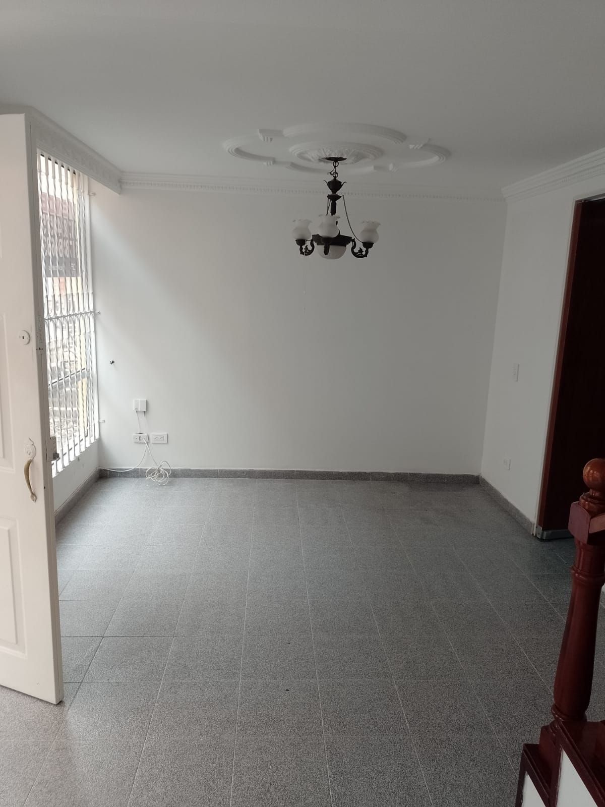 Casa en venta Cundinamarca Bogotá Cjr Alcazar De Modelia 65 m2 Habitaciones 4 Baños 2 Garajes 2 Precio $350000000