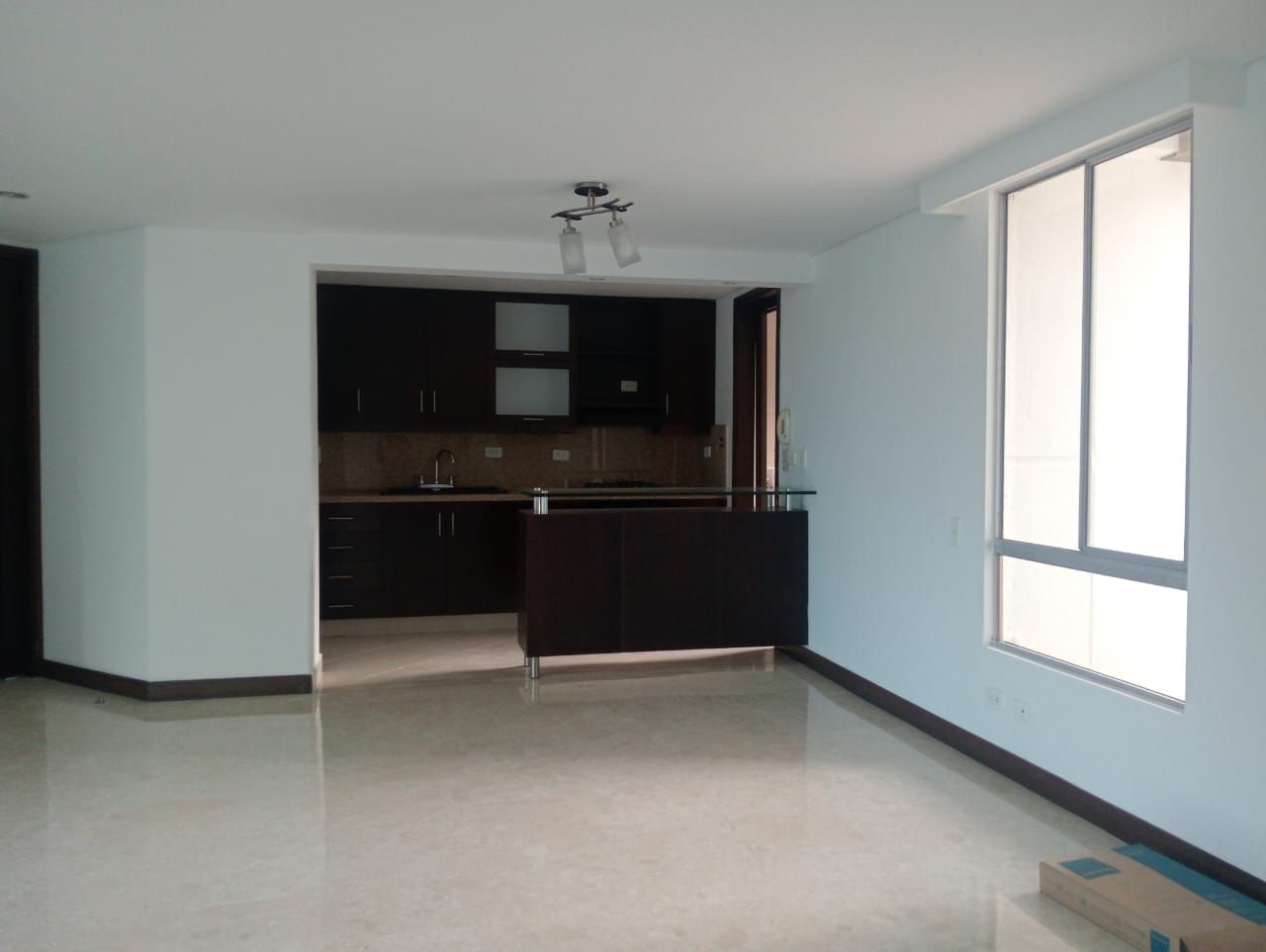 Apartamento en arriendo Antioquia Medellín Bolivariana 100 m2 Habitaciones 3 Baños 2 Garajes 2 Precio $4650000