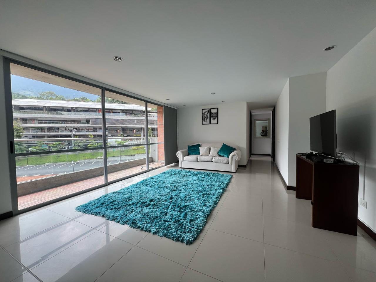 Apartamento en arriendo Antioquia Envigado Siena 87 m2 Habitaciones 3 Baños 2 Garajes 2 Precio $3650000