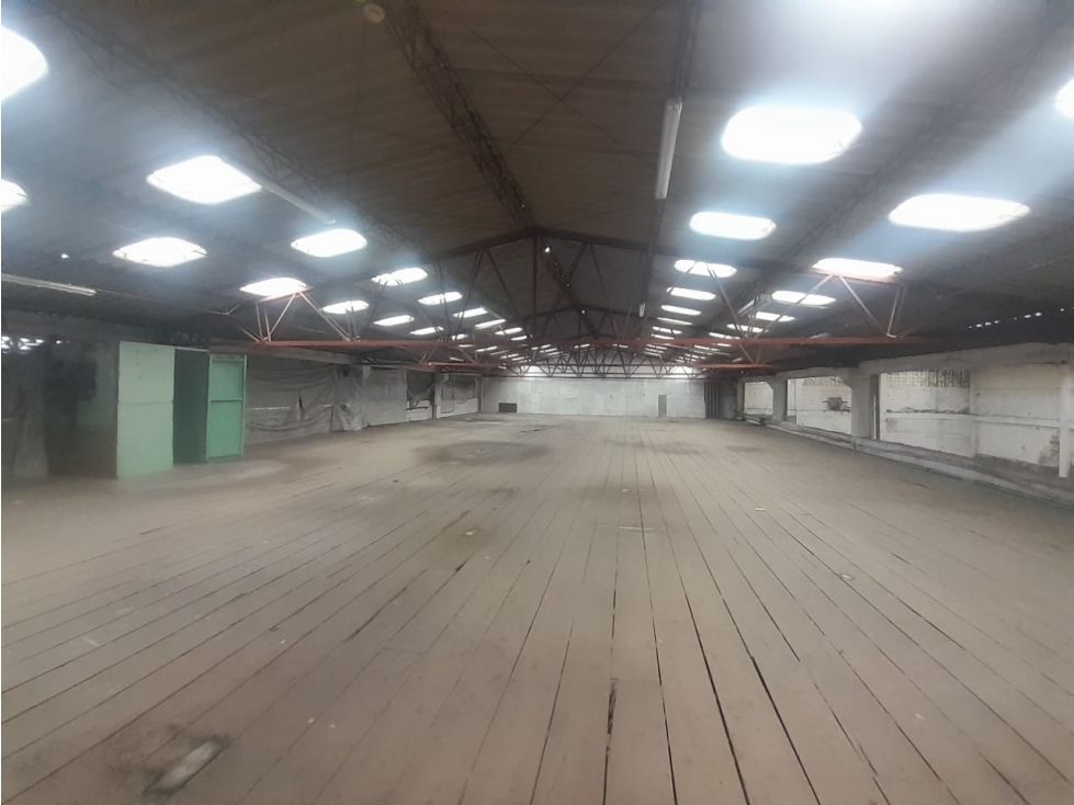 Bodega en arriendo o venta Caldas Villamaría Villamaría 2100 m2 Habitaciones 0 Baños 2 Garajes 0 Precio venta $2950000000 Precio arriendo $22000000