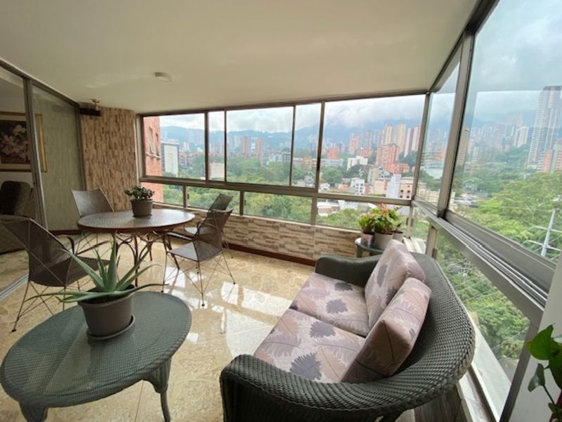 Apartamento en venta Antioquia Medellín La Florida 210 m2 Habitaciones 4 Baños 5 Garajes 2 Precio $1650000000