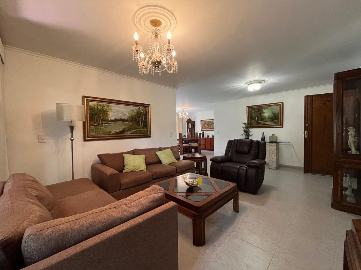 Apartamento en venta Antioquia Medellín Alejandria 148 m2 Habitaciones 3 Baños 2 Garajes 1 Precio $900000000