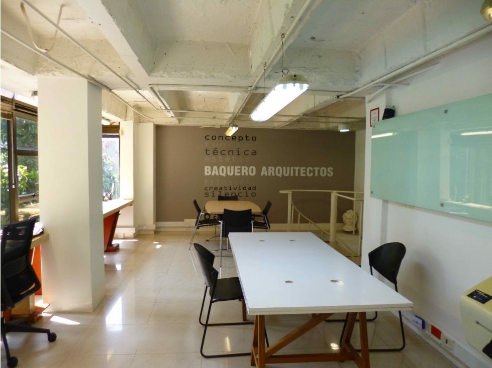 Oficina en venta Antioquia Medellín La Candelaria 117 m2 Habitaciones 0 Baños 3 Garajes 1 Precio $900000000