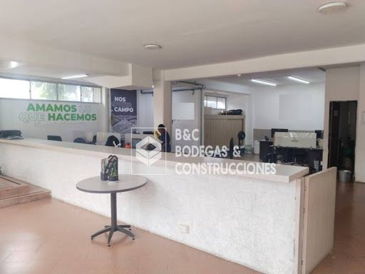 Bodega en arriendo Antioquia Medellín La Candelaria 400 m2 Habitaciones 0 Baños 3 Garajes 0 Precio $18000000