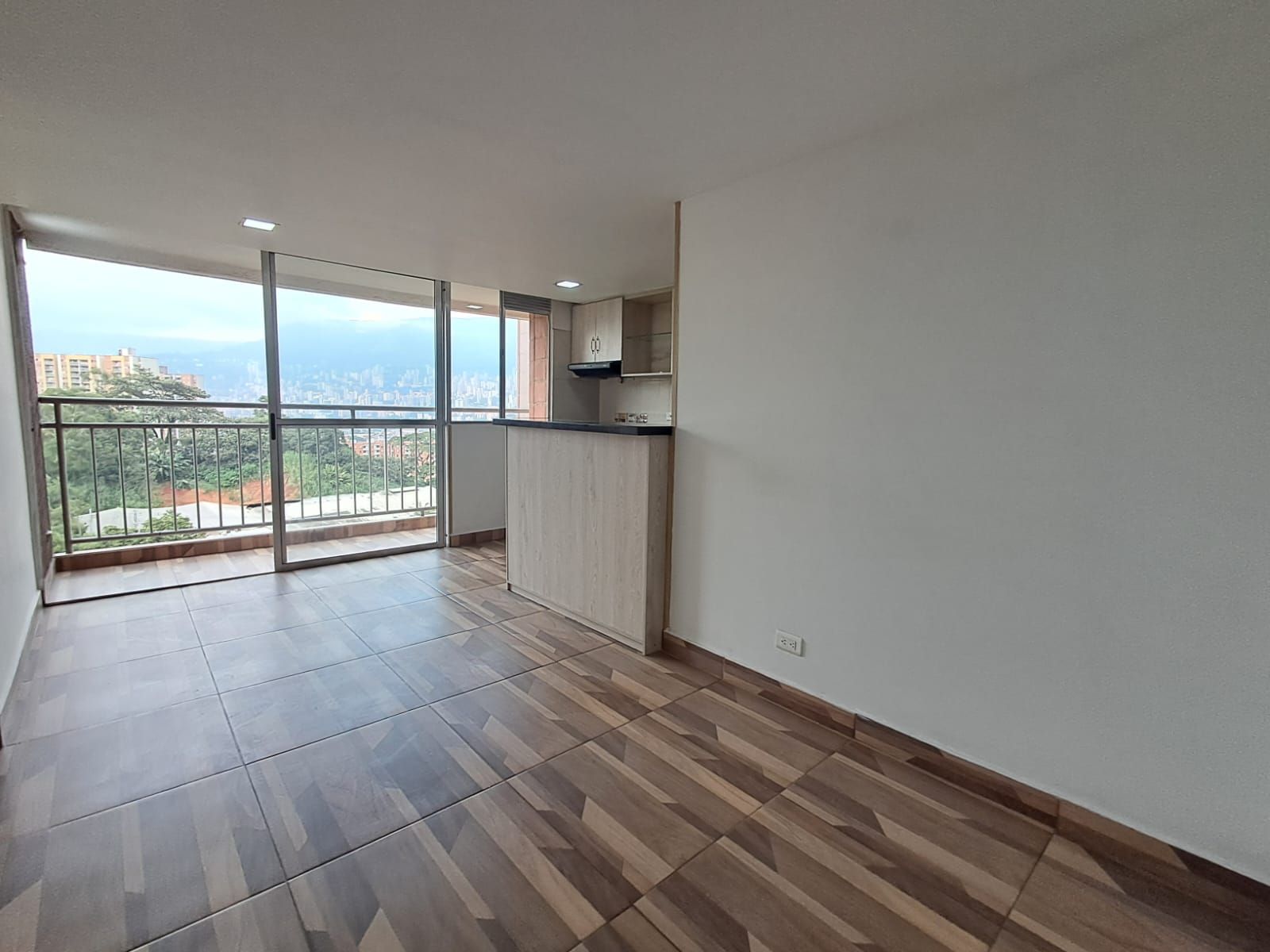 Apartamento en arriendo Antioquia Itagüí Zona Rural 65 m2 Habitaciones 3 Baños 2 Garajes 0 Precio $1850000