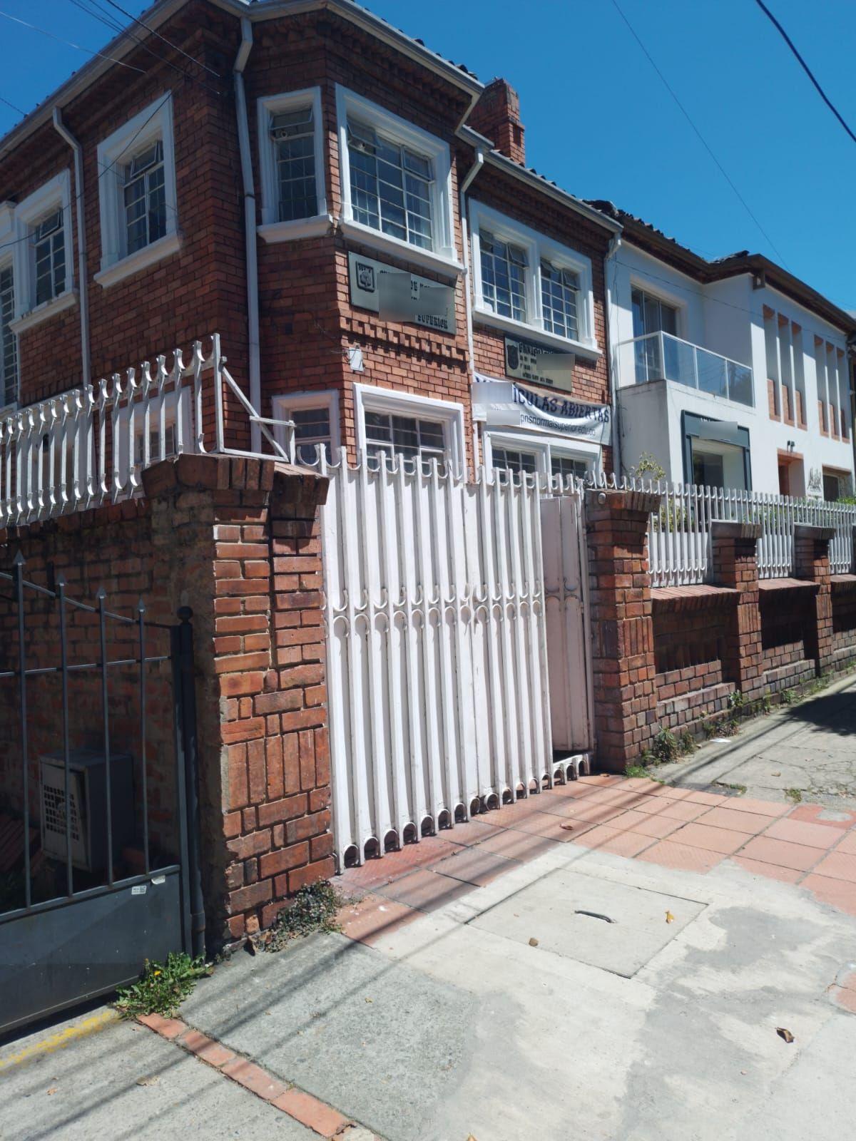 Casa en venta Cundinamarca Bogotá Quinta Camacho 442 m2 Habitaciones 6 Baños 4 Garajes 3 Precio $4000000000