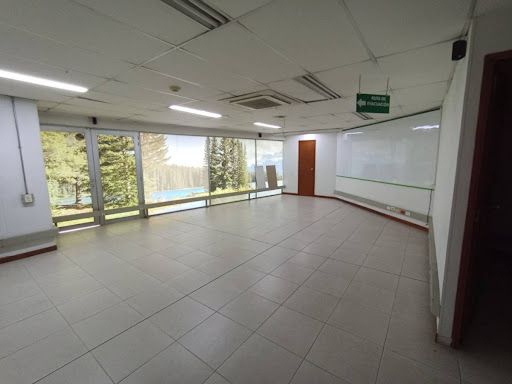 Oficina en arriendo Antioquia La Estrella Ancón San Martín 63 m2 Habitaciones 0 Baños 1 Garajes 1 Precio $2268907