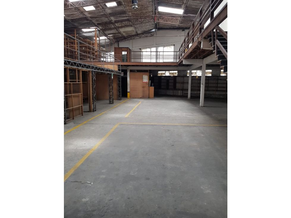 Bodega en arriendo Caldas Manizales Minitas 1300 m2 Habitaciones 0 Baños 5 Garajes 1 Precio $16000000