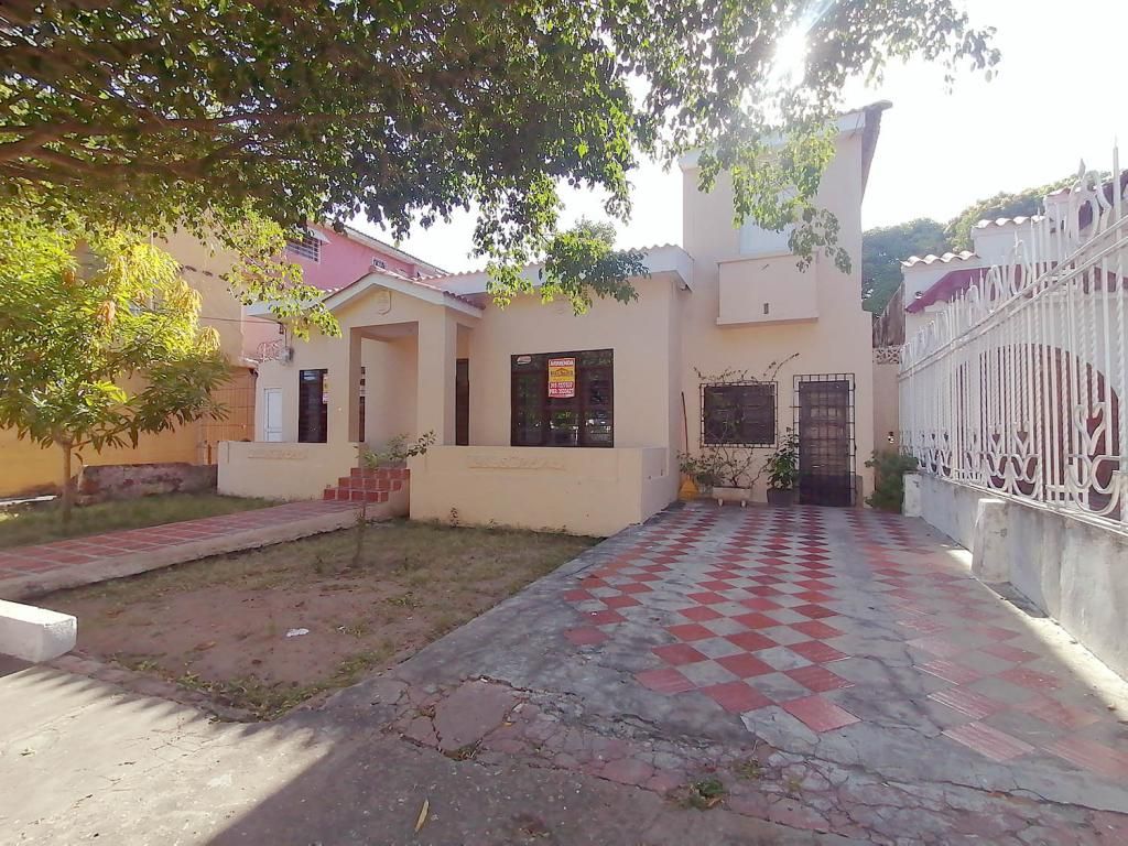 Casa en arriendo Atlántico Barranquilla Bellavista 400 m2 Habitaciones 4 Baños 4 Garajes 0 Precio $5500000