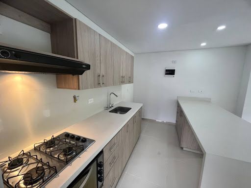 Apartamento en arriendo o venta Antioquia Envigado San José 95 m2 Habitaciones 3 Baños 2 Garajes 2 Precio venta $776000000 Precio arriendo $4800000