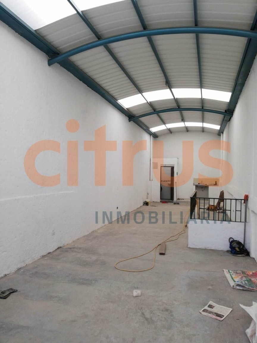 Bodega en venta Antioquia Medellín Trinidad 210 m2 Habitaciones 0 Baños 2 Garajes 2 Precio $950000000