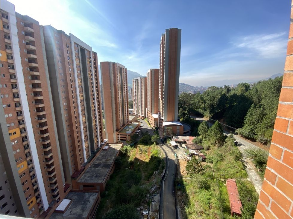 Apartamento en arriendo Antioquia Bello La Navarra 89 m2 Habitaciones 4 Baños 2 Garajes 1 Precio $2950000