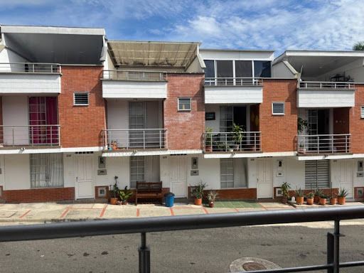 Casa en venta Risaralda Pereira Santa Clara De Las Villas 160 m2 Habitaciones 4 Baños 4 Garajes 1 Precio $645000000