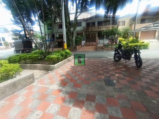 Local en arriendo Antioquia Medellín Bosques De San Pablo 30 m2 Habitaciones 0 Baños 1 Garajes 0 Precio $1900000