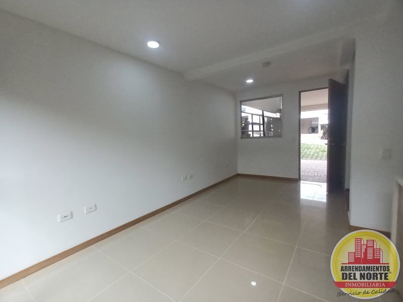 Casa en arriendo Antioquia Bello Urbanización El Trebol 107 m2 Habitaciones 3 Baños 3 Garajes 1 Precio $3300000