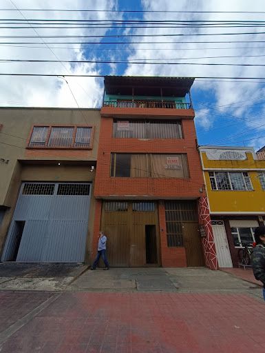 Casa en venta Cundinamarca Bogotá Floralia I Sector 364 m2 Habitaciones 5 Baños 3 Garajes 0 Precio $1150000000