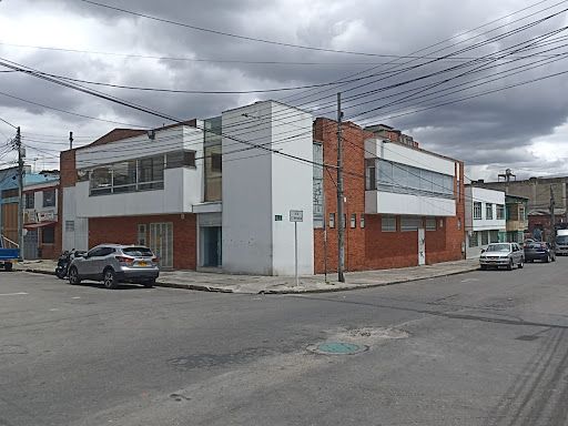 Bodega en venta Cundinamarca Bogotá Once De Noviembre 1100 m2 Habitaciones 0 Baños 10 Garajes 0 Precio $4850000000