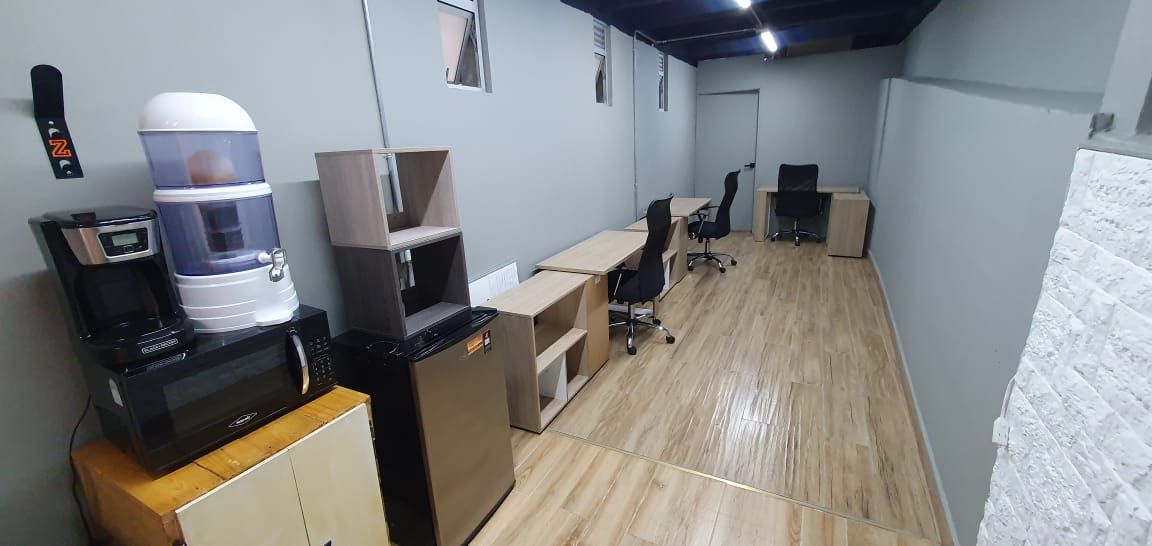 Oficina en arriendo Antioquia Envigado Las Antillas 43 m2 Habitaciones 0 Baños 0 Garajes 0 Precio $1800000