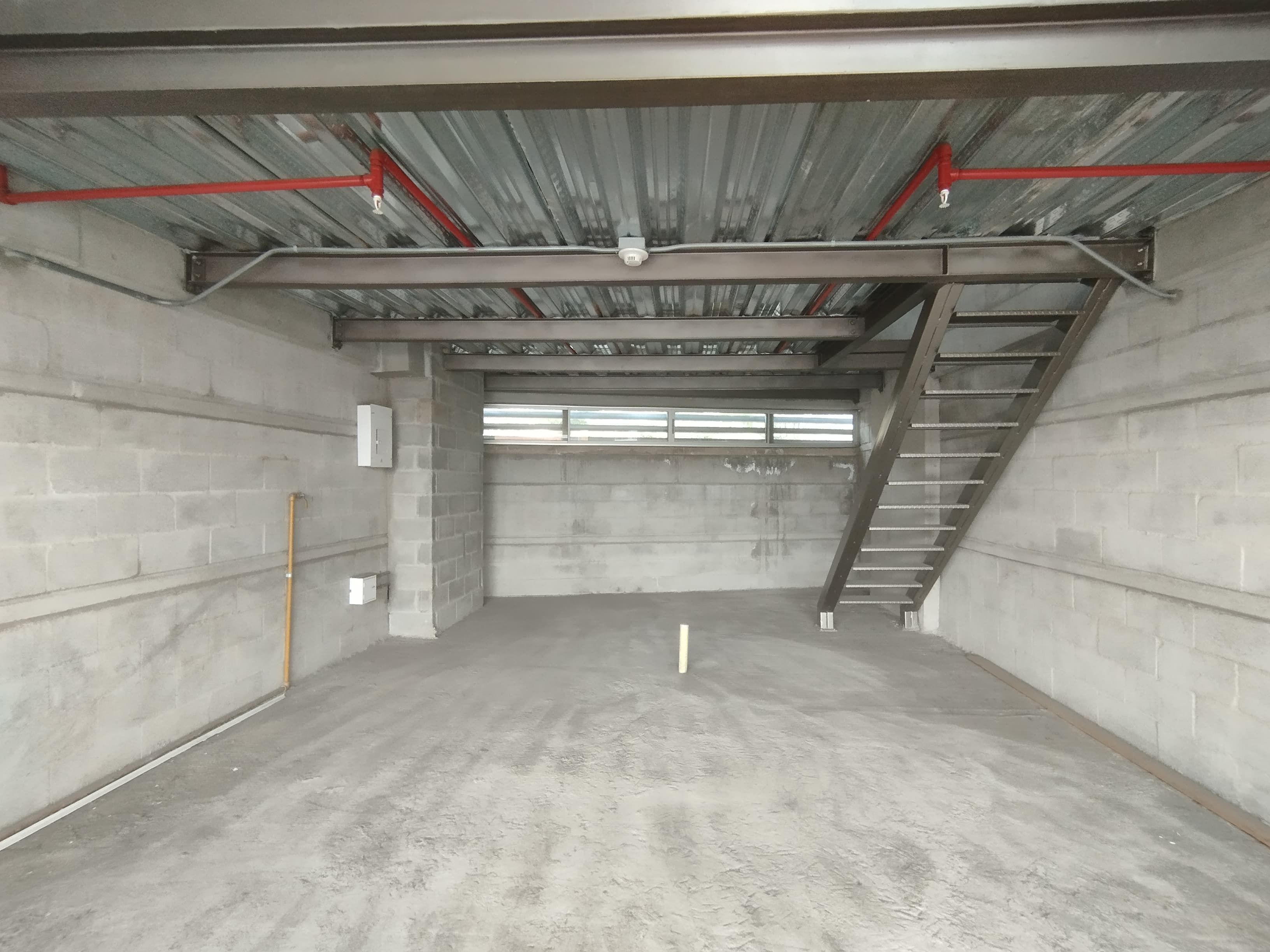 Local en arriendo Antioquia Envigado La Inmaculada 20 m2 Habitaciones 0 Baños 0 Garajes 0 Precio $3810000