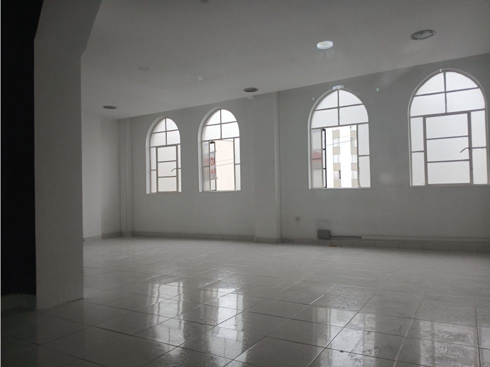 Local en arriendo Caldas Manizales Versalles 37 m2 Habitaciones 0 Baños 1 Garajes 0 Precio $2000000