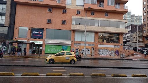 Local en venta Cundinamarca Bogotá Pardo Rubio 194 m2 Habitaciones 0 Baños 1 Garajes 2 Precio $1581000000