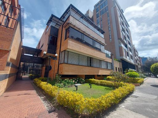 Apartamento en venta Cundinamarca Bogotá Santa Bibiana 126 m2 Habitaciones 2 Baños 2 Garajes 2 Precio $735000000