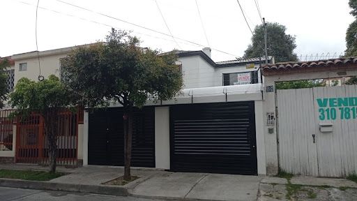 Casa en venta Cundinamarca Bogotá Caobos Salazar 242 m2 Habitaciones 3 Baños 3 Garajes 2 Precio $1100000000