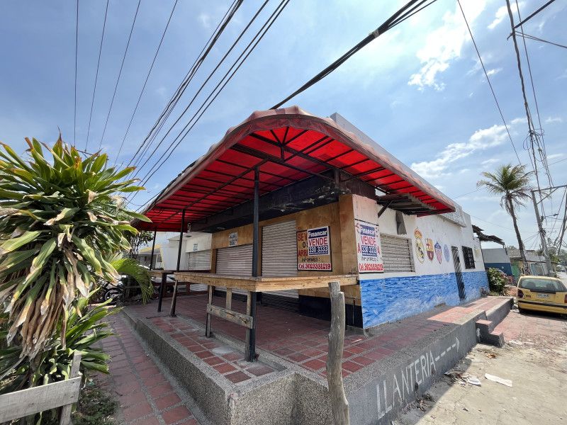 Local en venta Atlántico Soledad Los Robles 300 m2 Habitaciones 0 Baños 4 Garajes 0 Precio $820000000