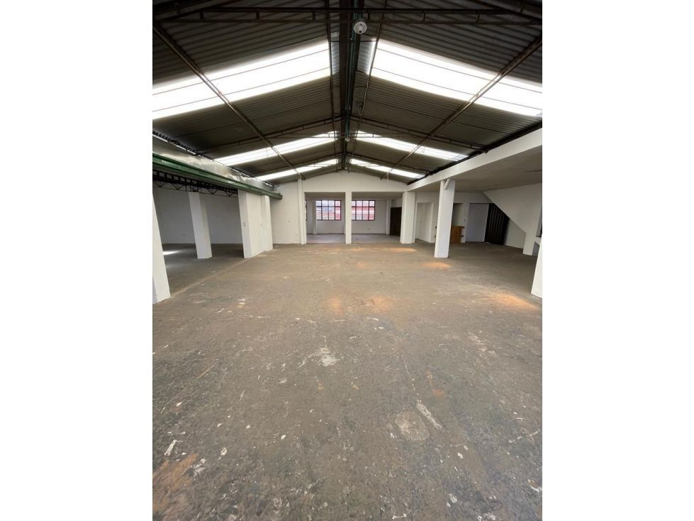 Bodega en arriendo Cundinamarca Bogotá Tundama Et Ii 1600 m2 Habitaciones 0 Baños 6 Garajes 6 Precio $22000000