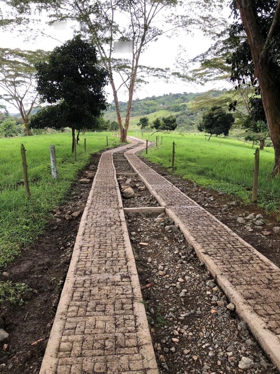 Lote Rural en venta Valle Del Cauca Cali Treboles - Vivero Parque Residencial 42 m2 Habitaciones 0 Baños 0 Garajes 0 Precio $615000000