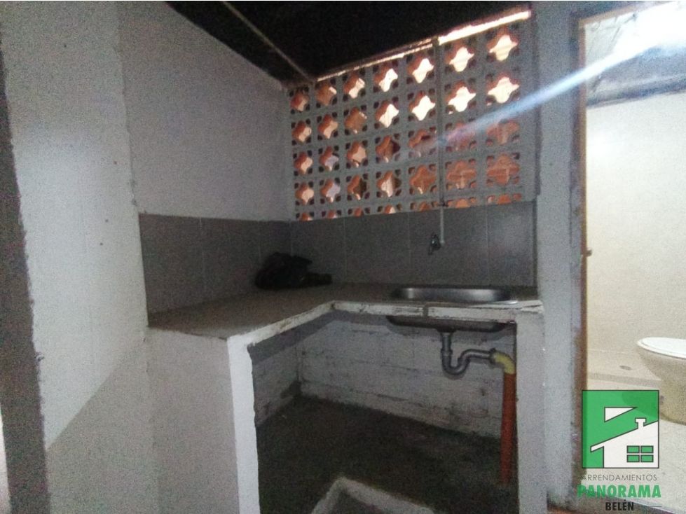 Local en arriendo Antioquia Medellín Trinidad 200 m2 Habitaciones 0 Baños 3 Garajes 0 Precio $4000000