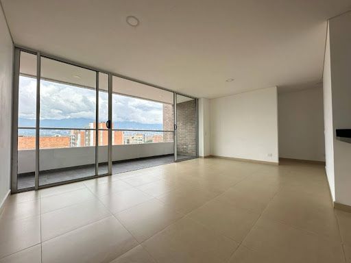 Apartamento en arriendo Antioquia Medellín La Castellana 125 m2 Habitaciones 3 Baños 4 Garajes 2 Precio $4500000