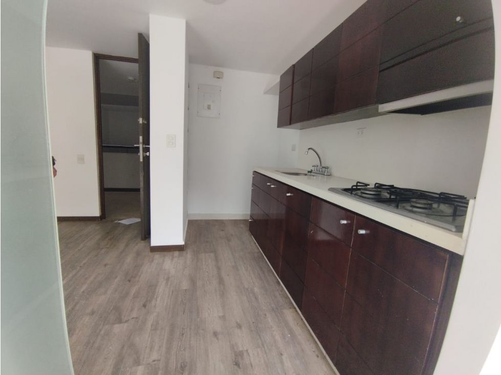 Apartaestudio en arriendo Antioquia Envigado Uribe Ángel 50 m2 Habitaciones 1 Baños 2 Garajes 1 Precio $3100000