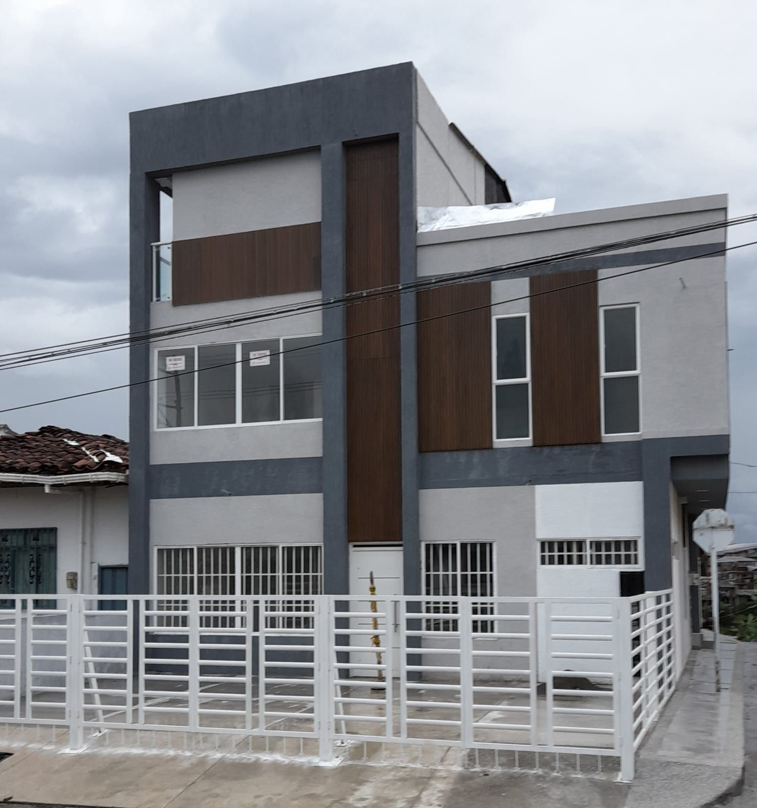 Apartamento en venta Valle Del Cauca Sevilla Marco Fidel Suarez 96 m2 Habitaciones 3 Baños 3 Garajes 1 Precio $310000000
