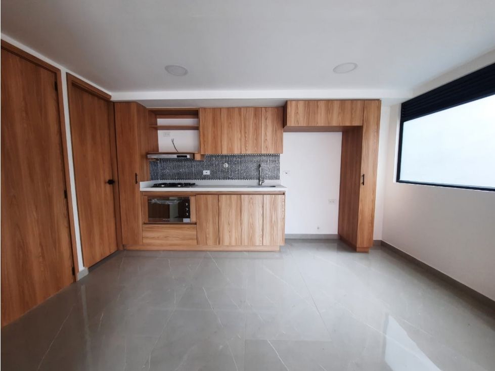 Casa en arriendo Antioquia Itagüí La Independencia 140 m2 Habitaciones 3 Baños 4 Garajes 0 Precio $2800000