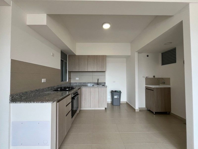 Apartamento en arriendo Antioquia Rionegro Alto Del Medio 77 m2 Habitaciones 2 Baños 2 Garajes 1 Precio $2800000