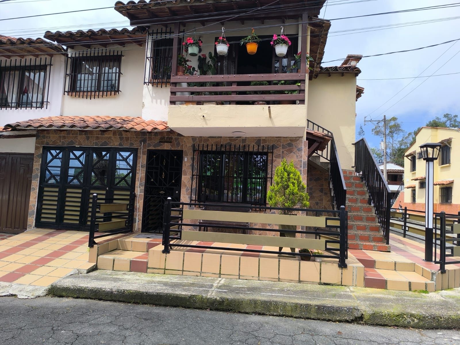 Casa en venta Antioquia Rionegro La Esmeralda 133 m2 Habitaciones 3 Baños 1 Garajes 1 Precio $475000000