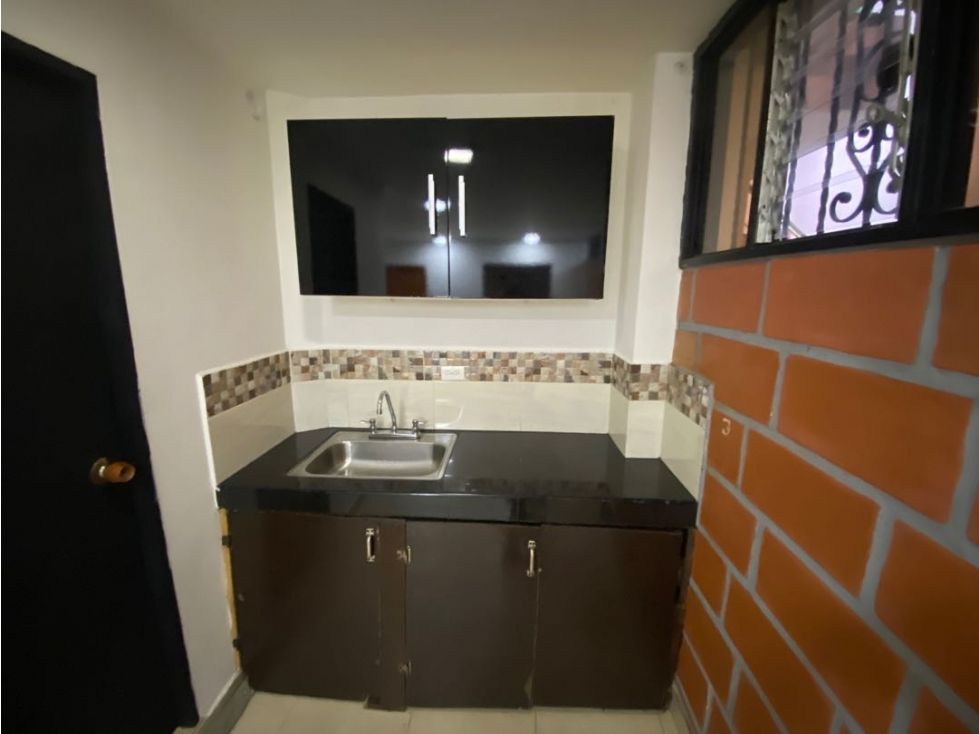 Apartaestudio en arriendo Antioquia Medellín Gerona 20 m2 Habitaciones 1 Baños 1 Garajes 0 Precio $1150000