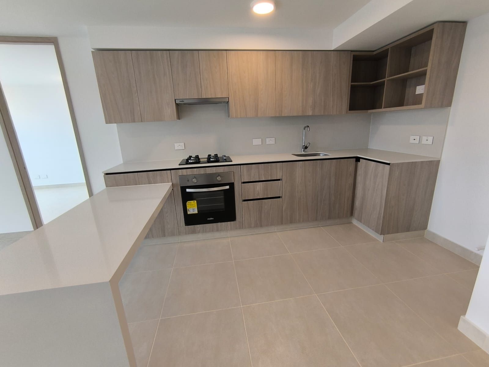 Apartamento en arriendo Valle Del Cauca Cali Lili 85 m2 Habitaciones 2 Baños 2 Garajes 2 Precio $2600000
