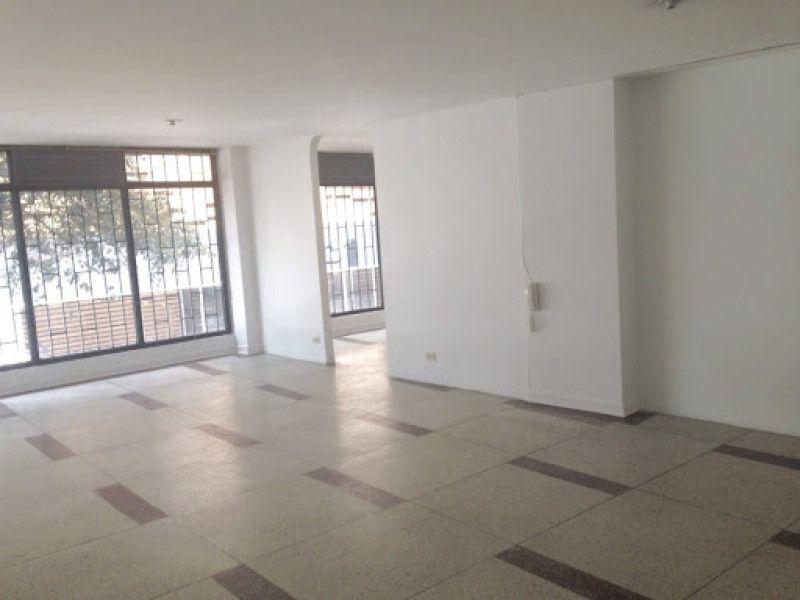 Local en venta Cundinamarca Bogotá Las Nieves 295 m2 Habitaciones 0 Baños 6 Garajes 0 Precio $1350000000