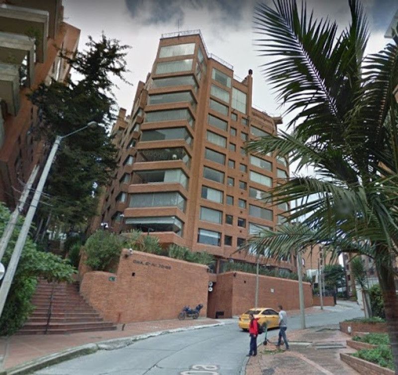 Apartamento en venta Cundinamarca Bogotá Los Rosales 1100 m2 Habitaciones 4 Baños 7 Garajes 5 Precio $5555000000